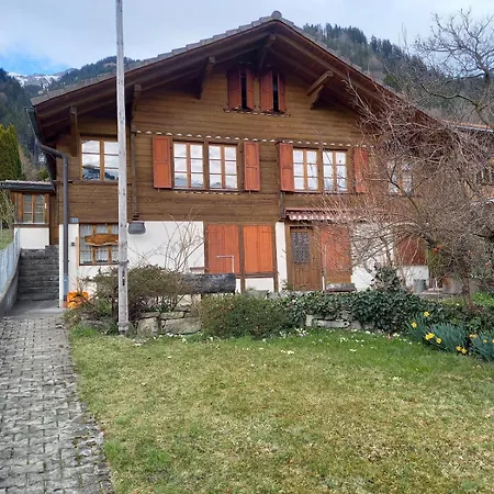 Apartment Im Ersten Stock